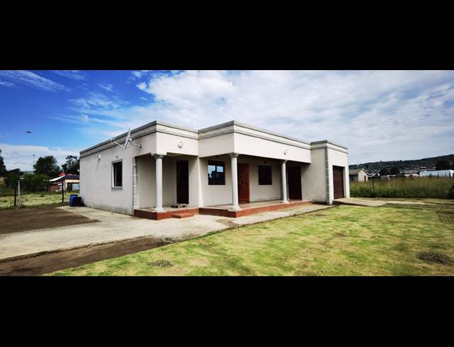 3 BEDROOM FREEHOLD SOLD IN MPOPHOMENI